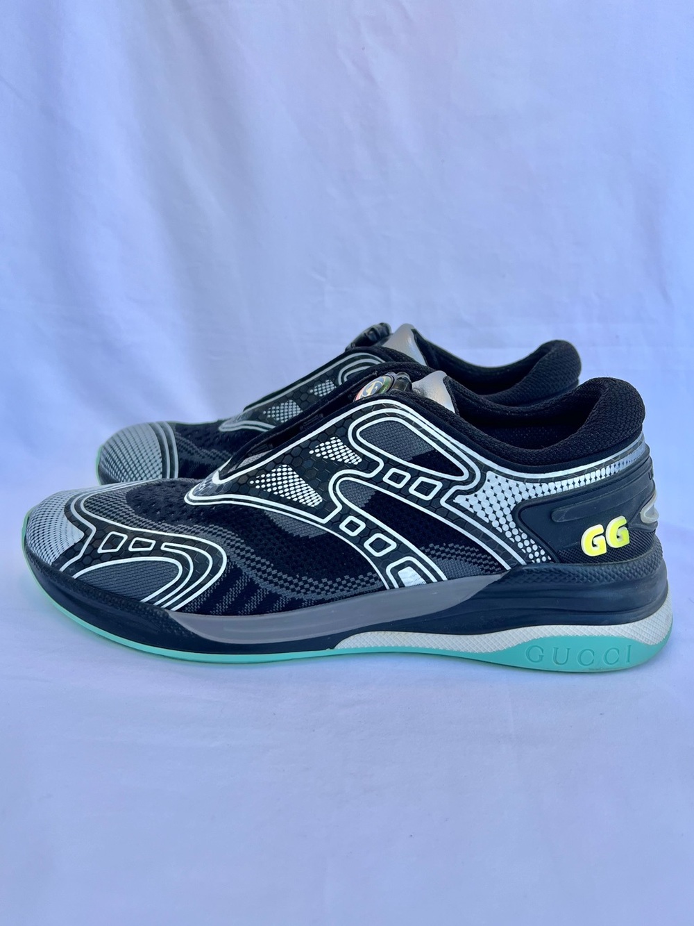 Gucci Women’s Ultra Pace R Sneakers Slip On Black Silver Blue Size 38 - Picture 4 of 15
